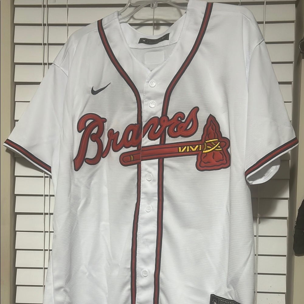 Nike White and Red Braves Baseball Jersey